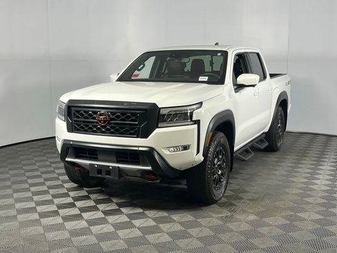 Used 2023 Nissan Frontier PRO-4X w/ Pro-4X Premium Package image 3