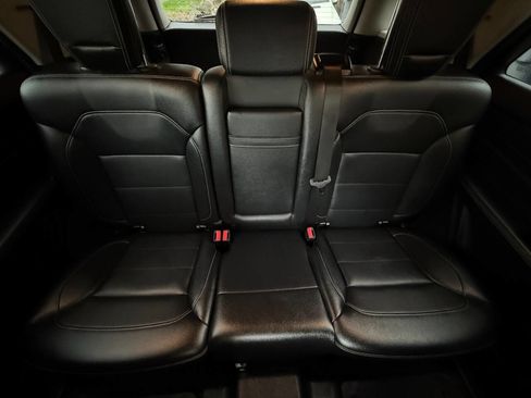 Used 2013 Mercedes-Benz ML 350 ML 350 4MATIC AWD 4dr SUV image 26