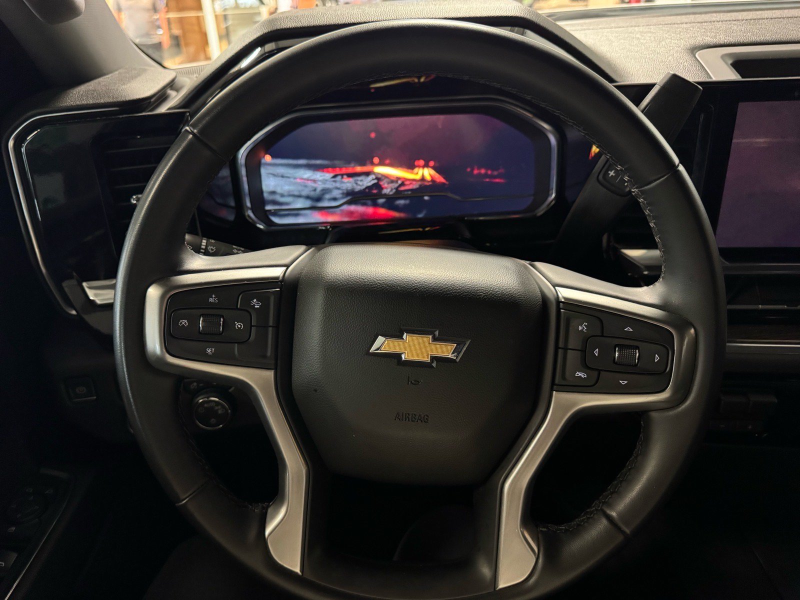 Used 2024 Chevrolet Silverado 2500 LT AWD/4WD image 19