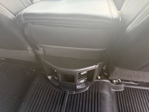 Used 2021 RAM 2500 Tradesman w/ Chrome Appearance Group AWD/4WD image 14