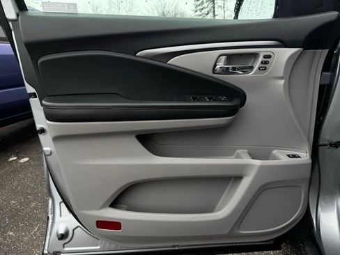 Used 2022 Honda Pilot Special Edition image 12