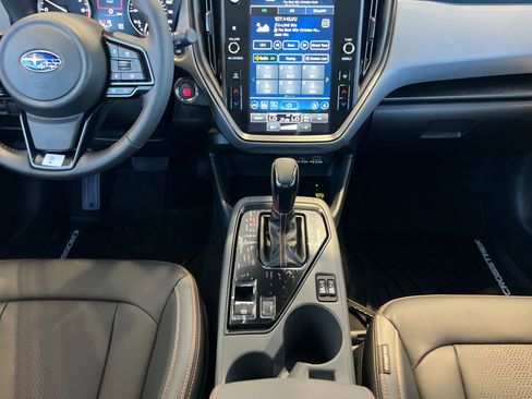 New 2025 Subaru Crosstrek 2.5i Limited w/ Popular Package #4A image 13