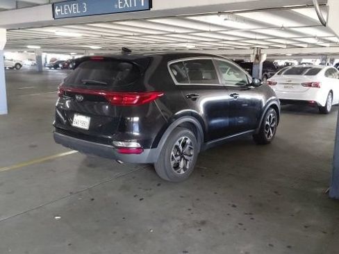 Used 2022 Kia Sportage LX FWD image 5