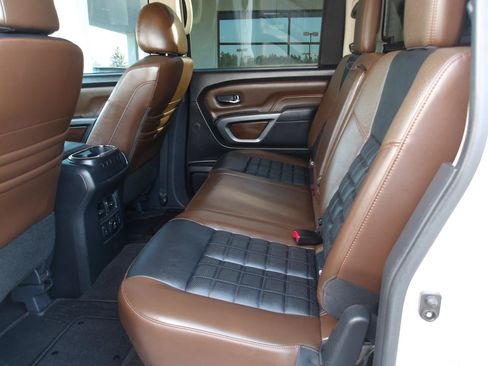 Used 2018 Nissan Titan Platinum Reserve w/ Platinum Utility Package AWD/4WD image 10
