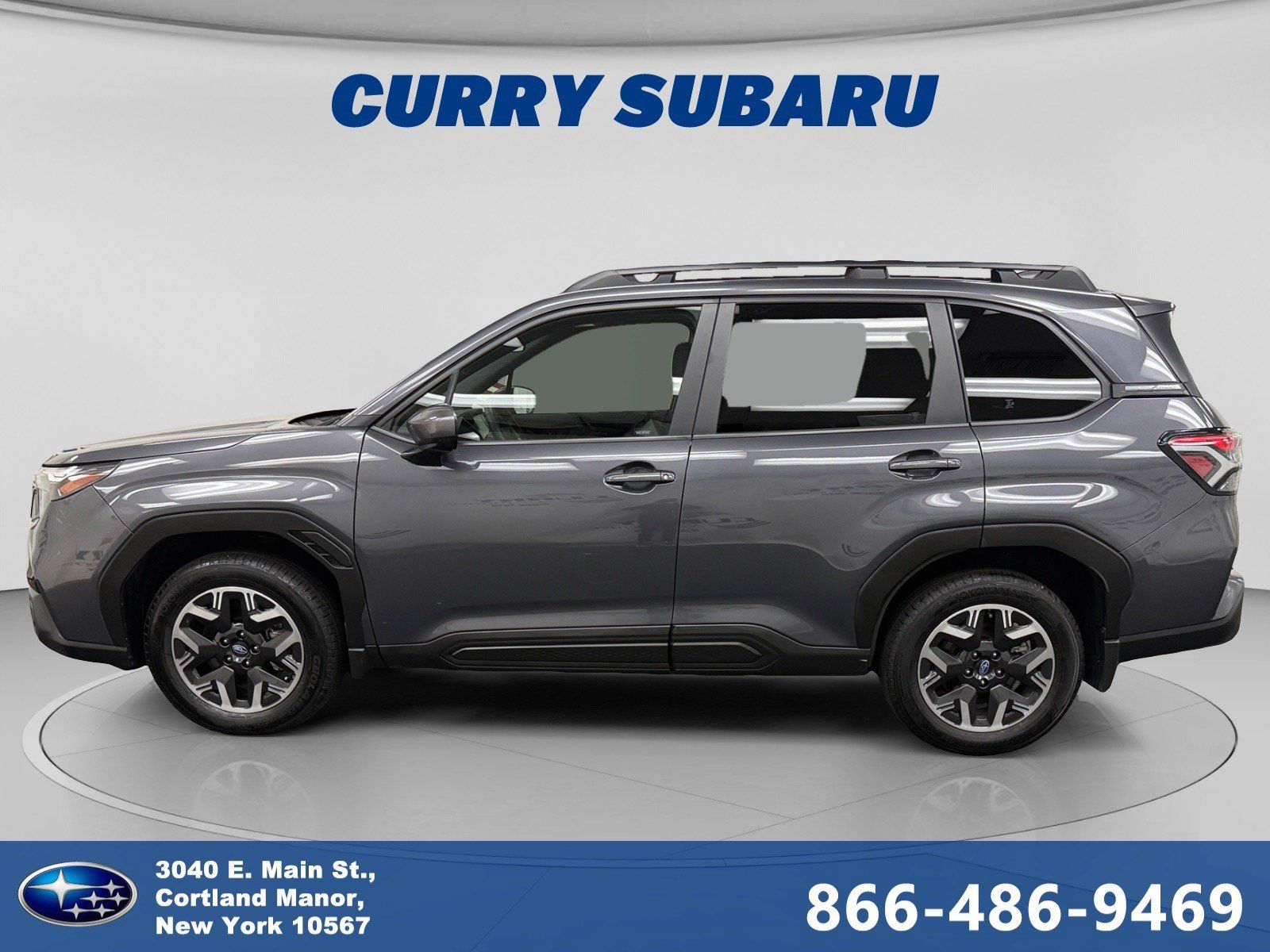 Used 2025 Subaru Forester Premium AWD/4WD image 2