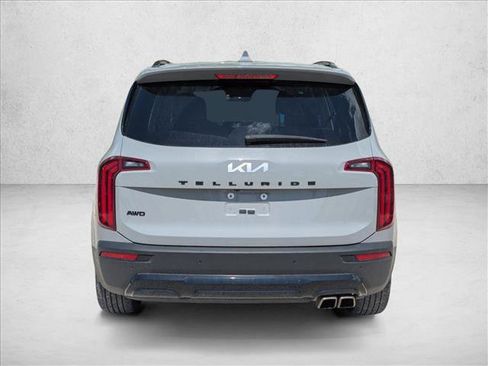 Used 2022 Kia Telluride SX w/ SX Prestige Package image 5