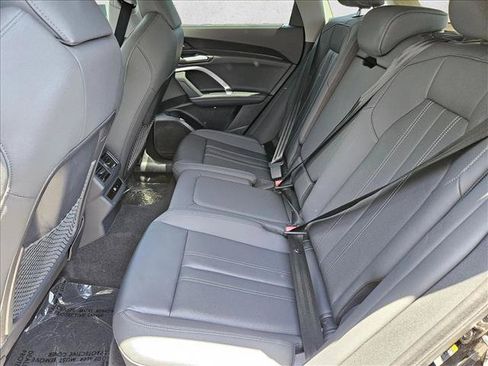 Used 2025 Audi Q5 Premium Plus AWD/4WD image 24