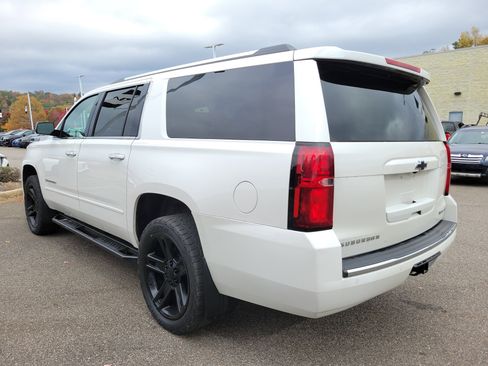 Used 2020 Chevrolet Suburban Premier image 27