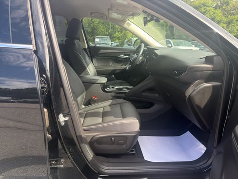 Used 2023 Buick Envision Essence FWD image 22