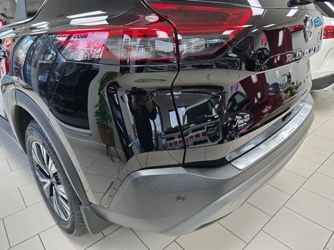 Used 2023 Nissan Rogue SV w/ SV Premium B Package AWD/4WD image 13