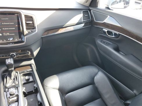 Used 2019 Volvo XC90 T6 Momentum w/ Advanced Package image 19