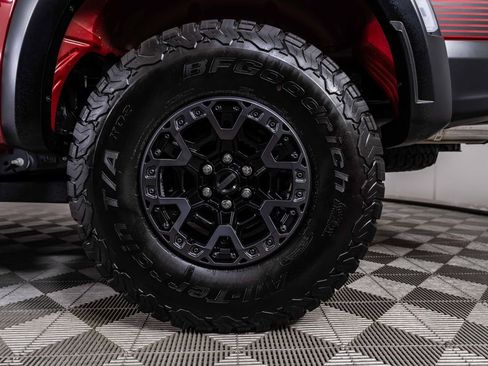 Used 2024 Ford F150 Raptor w/ Equipment Group 803A Raptor R AWD/4WD image 36
