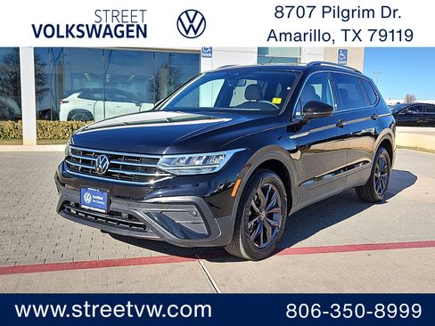Certified 2023 Volkswagen Tiguan SE image 1