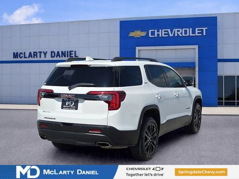 Used 2023 GMC Acadia SLT w/ Elevation Edition FWD image 5