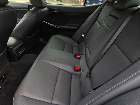 Used 2018 Lexus IS 300 w/ Accessory Package image 12