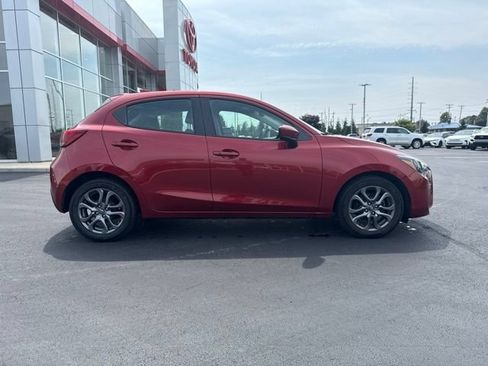 Used 2020 Toyota Yaris LE FWD image 8