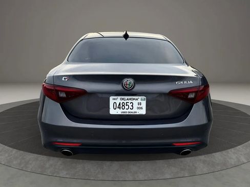 Used 2017 Alfa Romeo Giulia Ti w/ TI Performance Package image 10