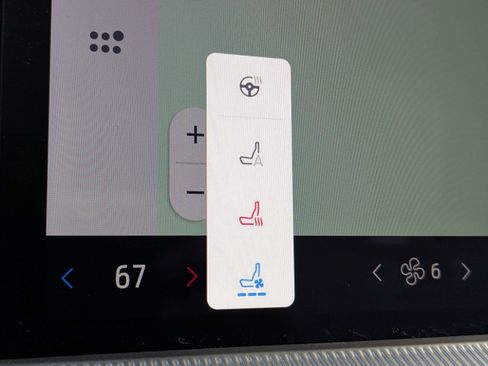 Used 2025 Ford Explorer Platinum w/ Ultimate Package image 27