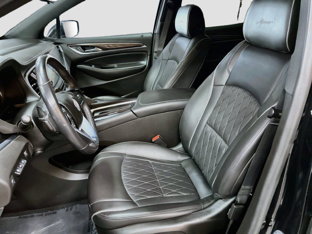 Used 2023 Buick Enclave Avenir w/ Avenir Technology Package AWD/4WD image 22