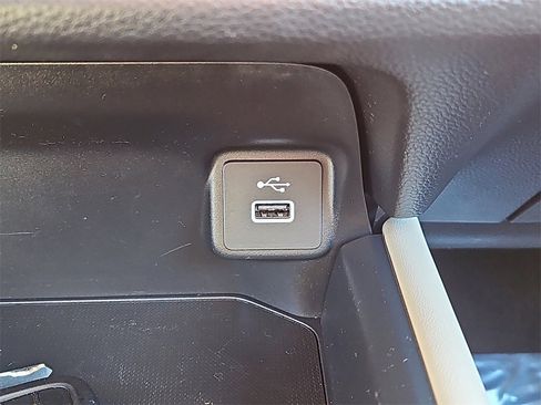 Certified 2023 Honda HR-V LX image 15