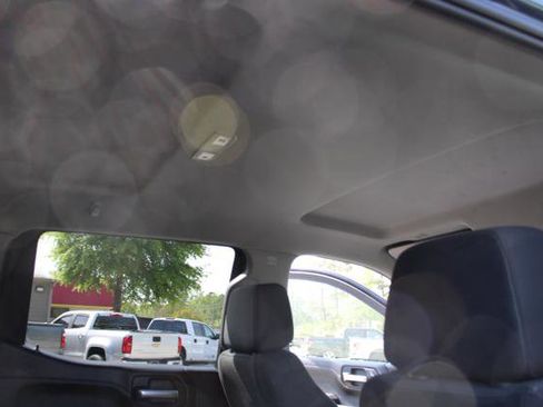 Used 2021 GMC Sierra 1500 SLE w/ X31 Off-Road Package image 29