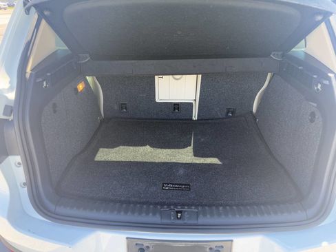 Used 2015 Volkswagen Tiguan SEL FWD image 25