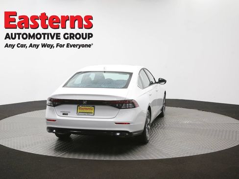 Used 2024 Honda Accord EX image 38