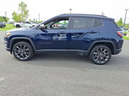Used 2021 Jeep Compass Latitude w/ Driver Assistance Group AWD/4WD image 4
