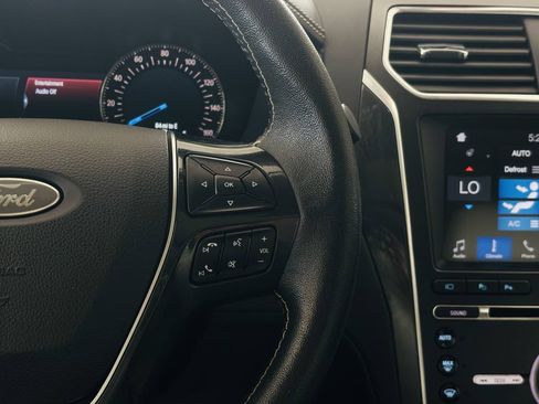 Used 2017 Ford Explorer Platinum AWD/4WD image 54