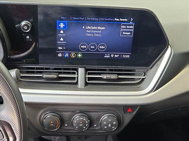Used 2024 Chevrolet Trax LS w/ LS Convenience Package FWD image 13