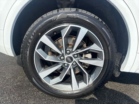Used 2024 Audi Q5 2.0T Premium Plus w/ Premium Plus Package AWD/4WD image 28
