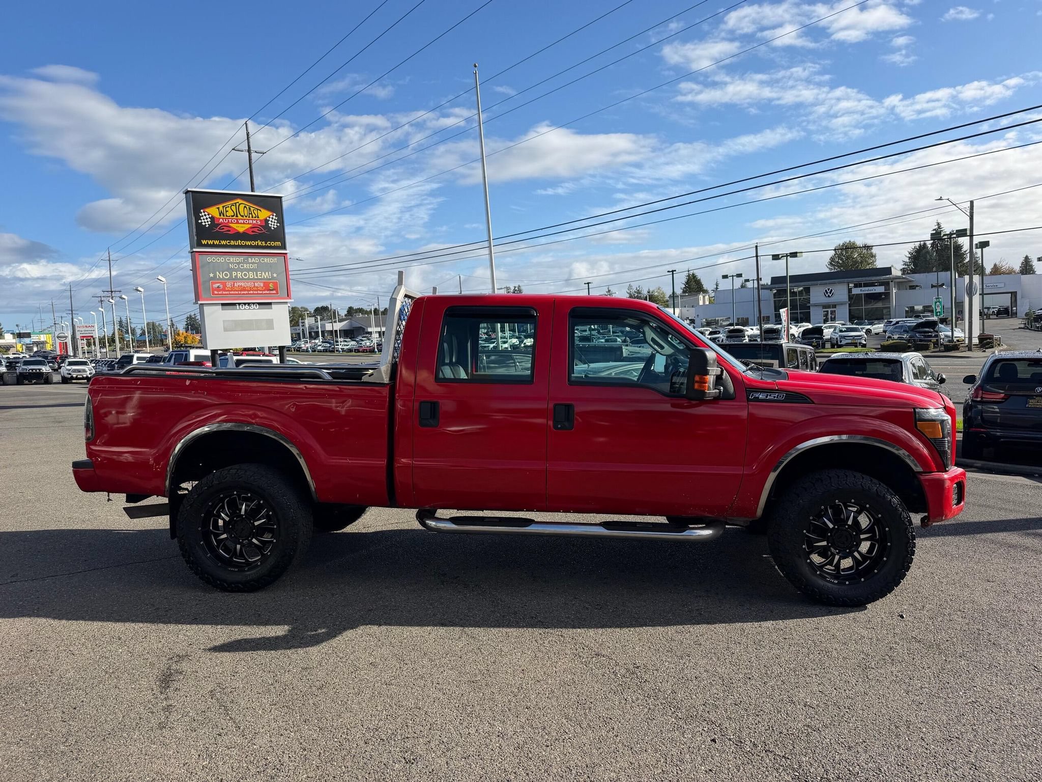Used 2012 Ford F350 XL w/ Heavy Service Suspension Pkg AWD/4WD image 9