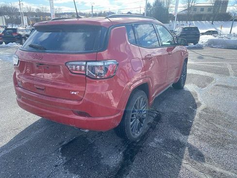 Used 2022 Jeep Compass Limited image 8