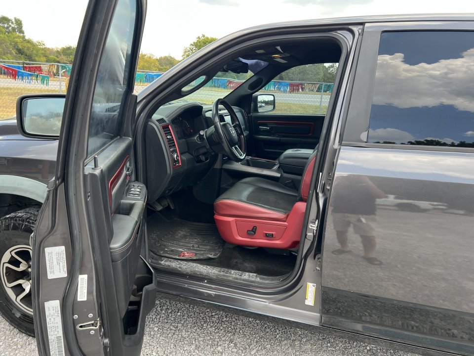 Used 2016 RAM 1500 Rebel w/ Luxury Group AWD/4WD image 9