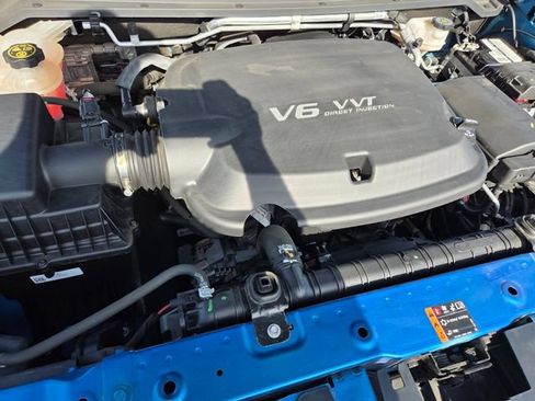 Used 2022 Chevrolet Colorado Z71 RWD image 18