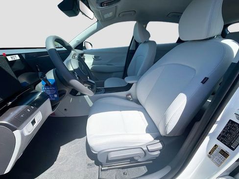 New 2026 Hyundai Kona SE AWD/4WD image 18