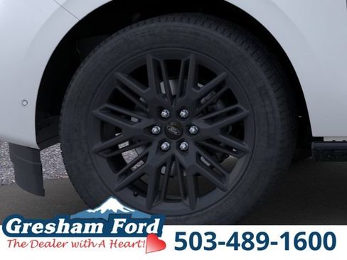 New 2026 Ford Expedition Platinum w/ Stealth Appearance Package AWD/4WD image 22