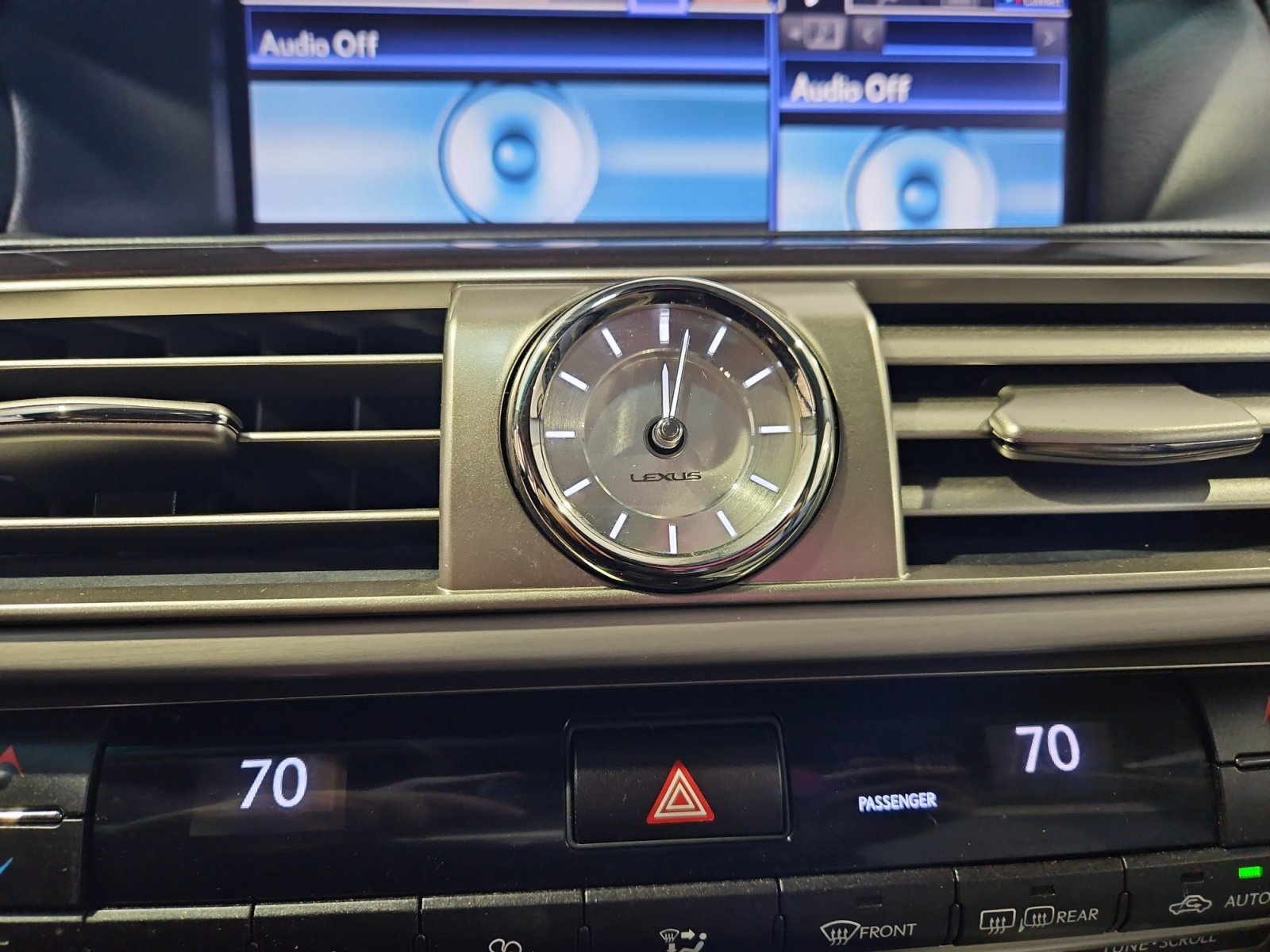 Used 2014 Lexus LS 460 w/ Comfort Package RWD image 25