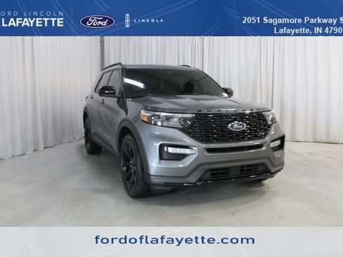 Used 2023 Ford Explorer ST-Line w/ Class IV Trailer Tow Package AWD/4WD image 1