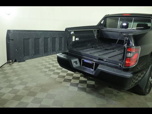 Used 2012 Honda Ridgeline Sport image 16