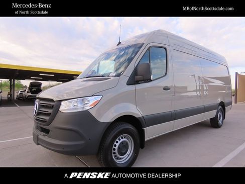 Used 2025 Mercedes-Benz Sprinter 2500 image 1