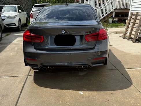 Used 2018 BMW M3 w/ Competition Package RWD image 2
