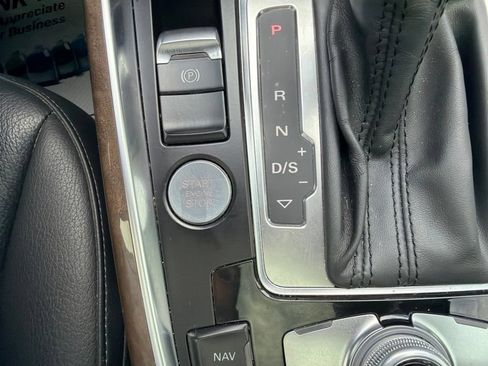 Used 2017 Audi Q5 2.0T Premium Plus w/ Technology Package AWD/4WD image 26