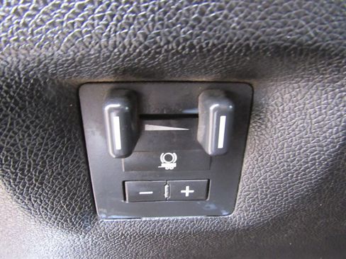 Used 2009 Chevrolet Silverado 2500 W/T AWD/4WD image 17