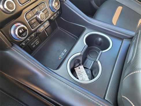 Used 2021 GMC Yukon AT4 w/ AT4 Premium Package image 30