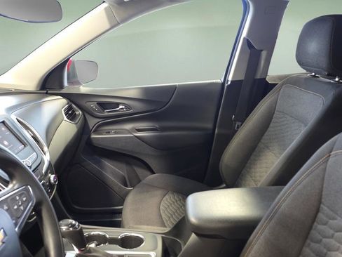 Used 2021 Chevrolet Equinox LT image 8
