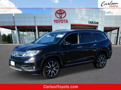 Used 2021 Honda Pilot Touring image 1