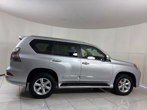 Used 2019 Lexus GX 460 w/ Navigation Package AWD/4WD image 6