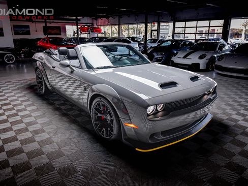 Used 2023 Dodge Challenger SRT Hellcat w/ Plus Package image 3