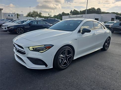 Used 2021 Mercedes-Benz CLA 35 AMG 4MATIC image 5